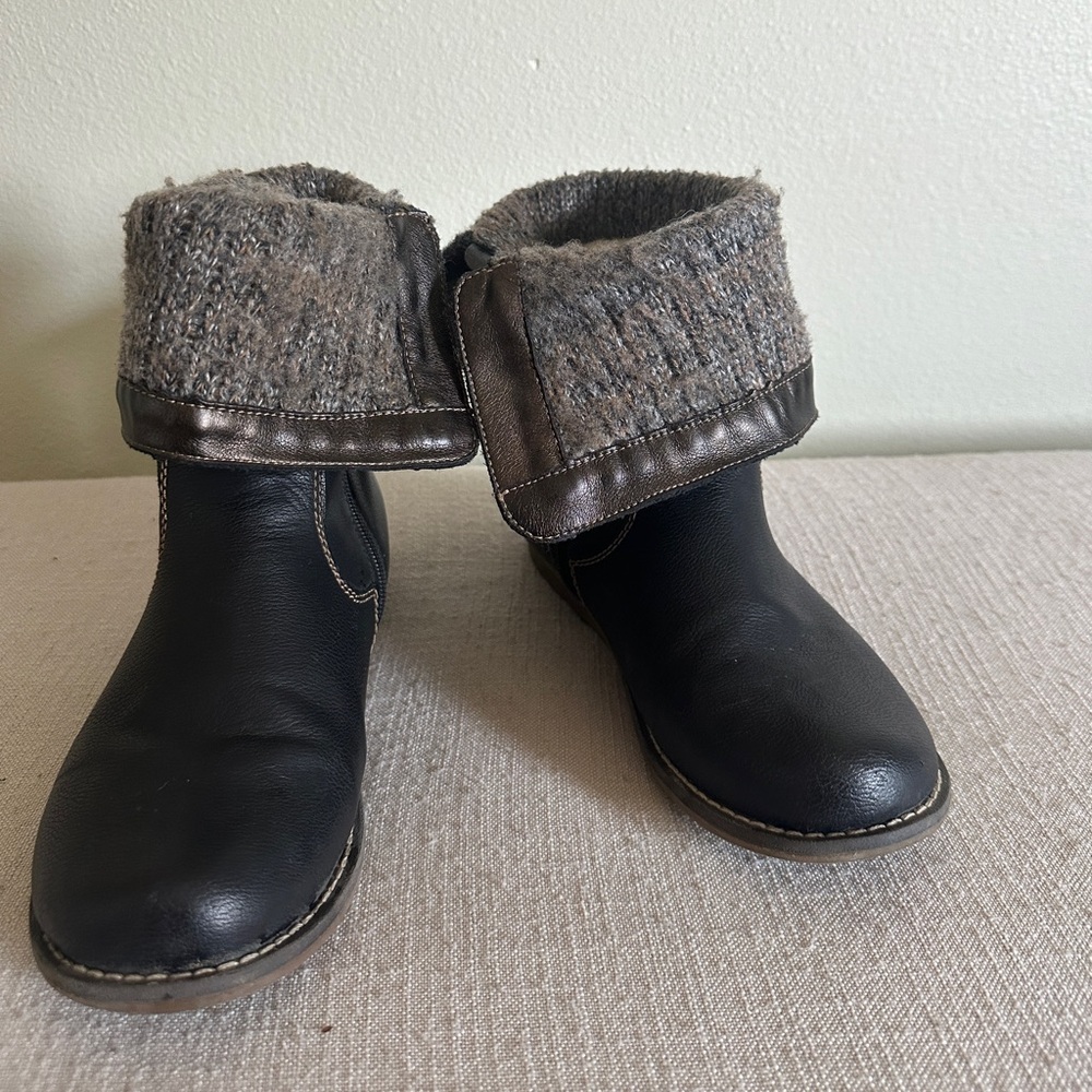 Remonte Shanice 71 Fold Winter Boot Black Leather Knit Strap Snap Zip 38